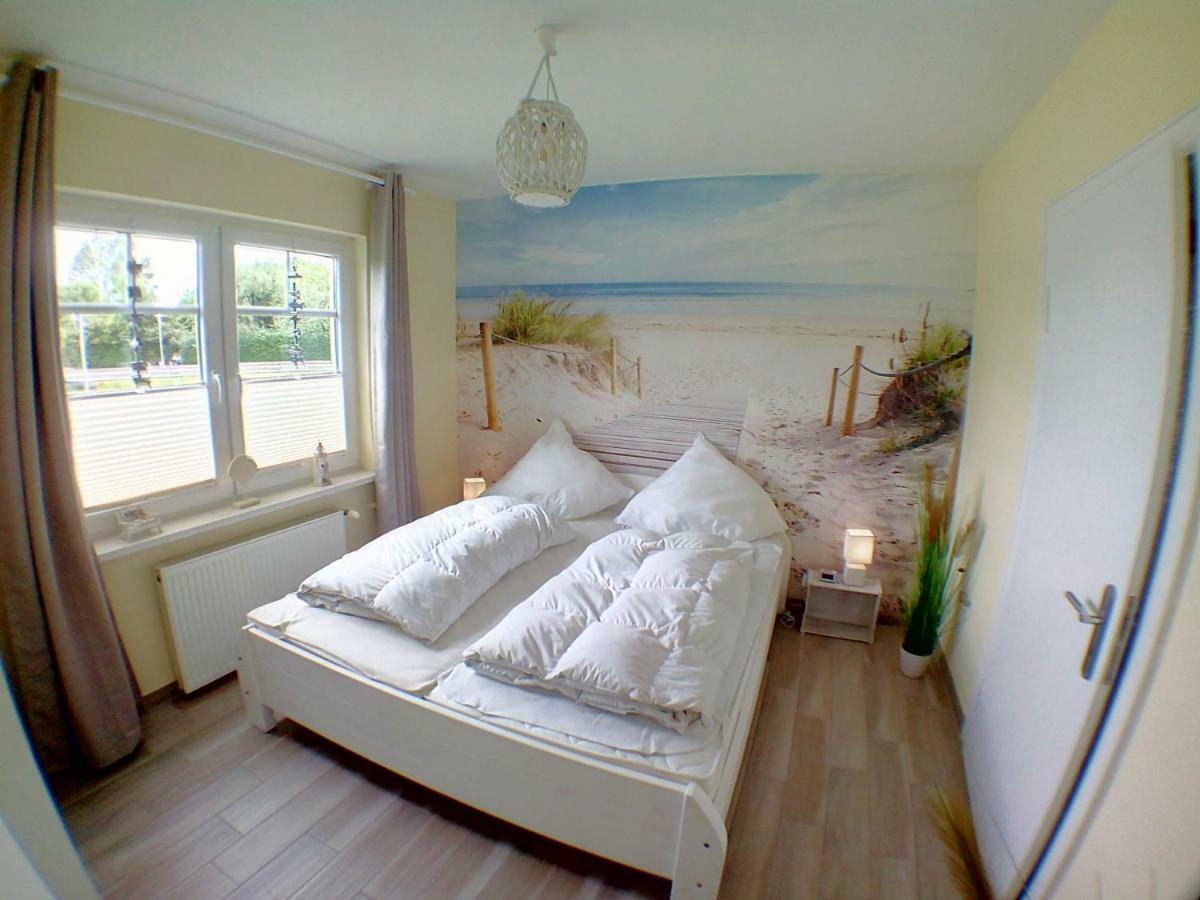 Ferienwohnung Deichstr De Lorenzo Carolinensiel Exterior foto